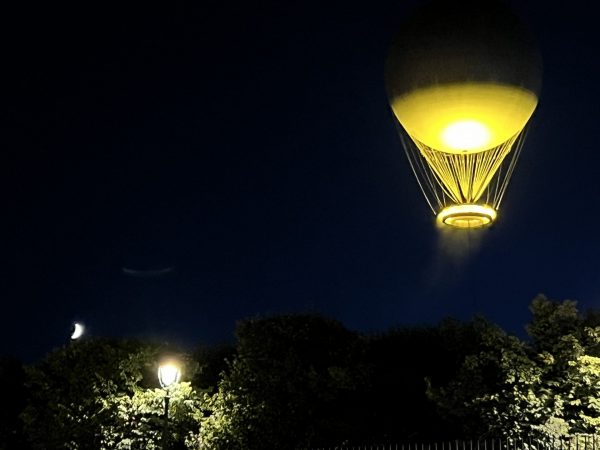 チュイルリー公園の聖火台3